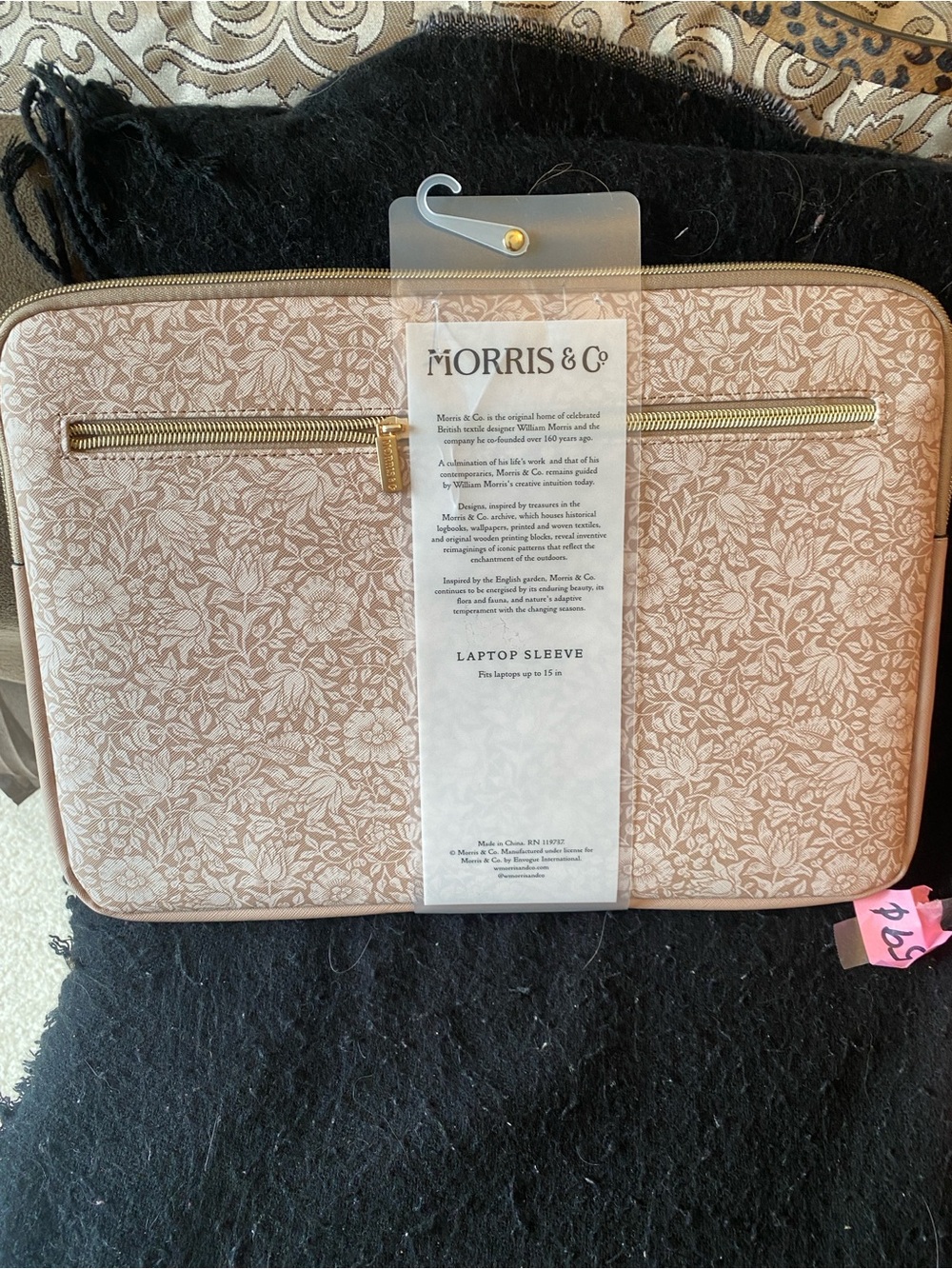 Morris & Co Floral Laptop Sleeve in Dusty Pink - Picture 7 of 7